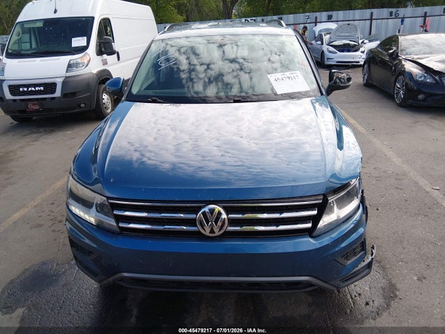 3VV2B7AX5LM115221 Volkswagen Tiguan 2.0t Se/2.0t Se R-line Black/2.0t Sel