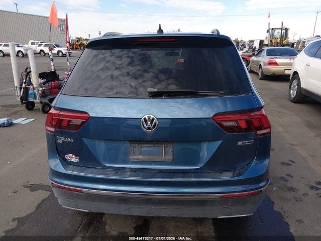3VV2B7AX5LM115221 Volkswagen Tiguan 2.0t Se/2.0t Se R-line Black/2.0t Sel