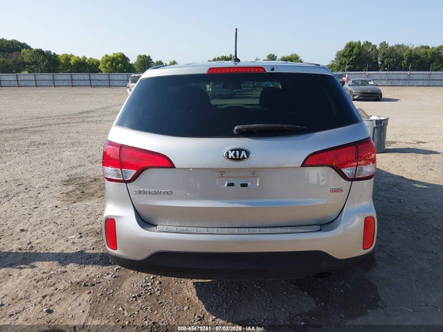 45479241 :رقم المزاد ، 5XYKT3A62FG629007 vin ، 2015 Kia Sorento Lx مزاد بيع