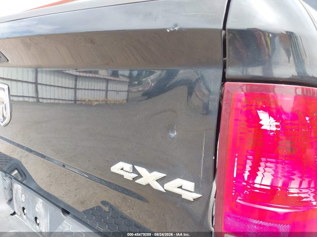 45479289 :رقم المزاد ، 1C6RR7FT9HS748261 vin ، 2017 Ram 1500 Tradesman  4x4 6'4 Box مزاد بيع