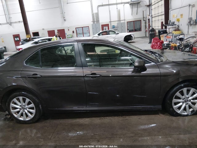 JTNB11HK1J3046496 Toyota CAMRY LE