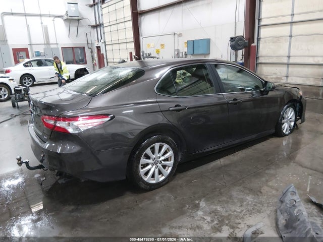 JTNB11HK1J3046496 Toyota CAMRY LE