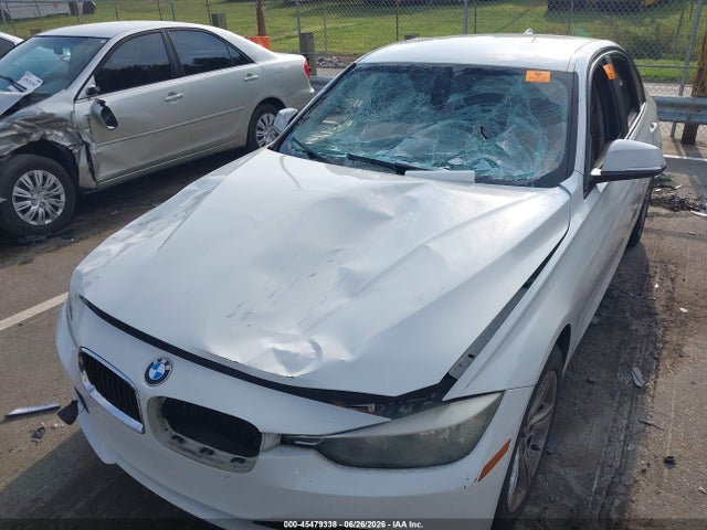 2015 Bmw 320i მანქანა იყიდება აუქციონზე, vin: WBA3B1C57FK137550, აუქციონის ნომერი: 45479338