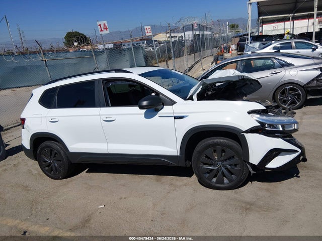 2022 Volkswagen Taos 1.5t S მანქანა იყიდება აუქციონზე, vin: 3VVCX7B24NM088766, აუქციონის ნომერი: 45479424