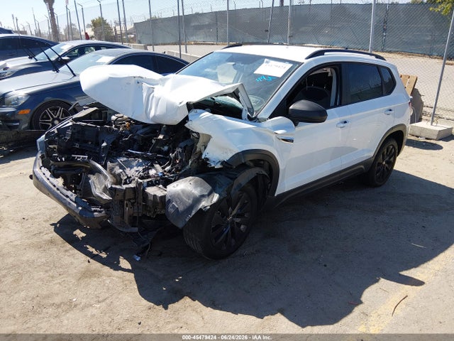 2022 Volkswagen Taos 1.5t S მანქანა იყიდება აუქციონზე, vin: 3VVCX7B24NM088766, აუქციონის ნომერი: 45479424