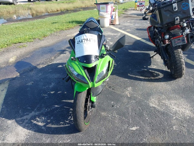 45479470 :رقم المزاد ، JKBZXJE15DA002455 vin ، 2013 Kawasaki Zx636 E مزاد بيع