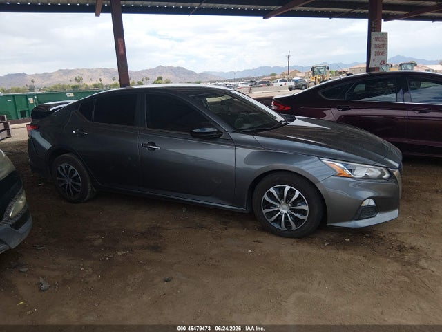 1N4BL4BV8LC215845 Nissan Altima S Fwd