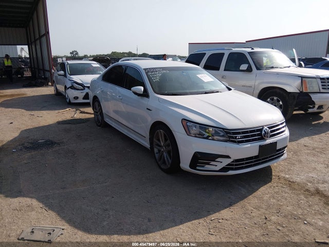 Продажа на аукционе авто 2017 Volkswagen Passat 1.8t R-line, vin: 1VWDT7A39HC039428, номер лота: 45479497