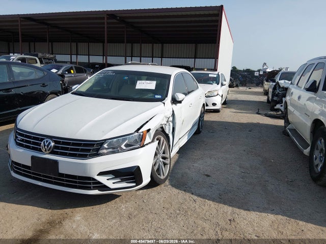 Aukcja sprzedaży 2017 Volkswagen Passat 1.8t R-line, vin: 1VWDT7A39HC039428, numer aukcji: 45479497
