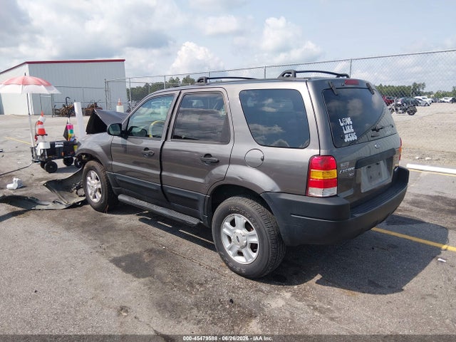 45479588 :رقم المزاد ، 1FMYU03144DA23660 vin ، 2004 Ford Escape Xlt مزاد بيع