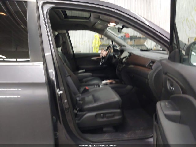 Продажа на аукционе авто 2022 Honda Pilot Awd Special Edition, vin: 5FNYF6H22NB053706, номер лота: 45479603
