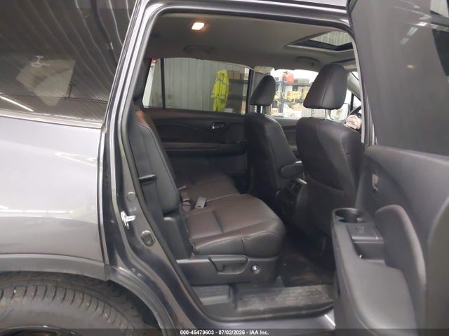 Продажа на аукционе авто 2022 Honda Pilot Awd Special Edition, vin: 5FNYF6H22NB053706, номер лота: 45479603