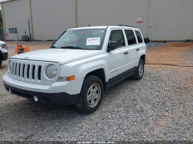 1C4NJPBB8ED925717 Jeep Patriot Sport