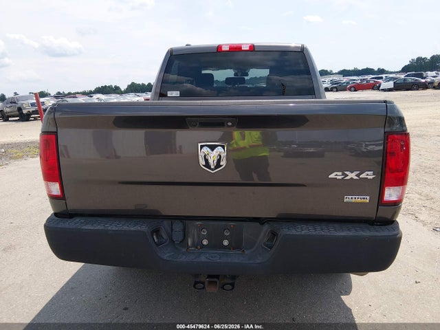 2018 Ram 1500 Tradesman  4x4 5'7 Box მანქანა იყიდება აუქციონზე, vin: 1C6RR7KG5JS306754, აუქციონის ნომერი: 45479624