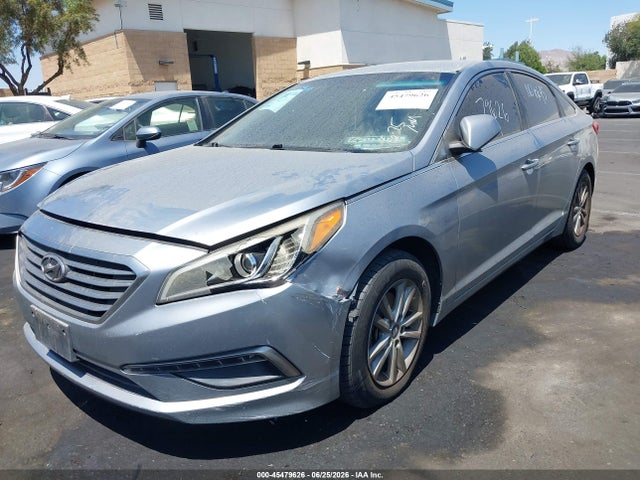 Hyundai SONATA SE 2015 5NPE24AF2FH002290 Image 2