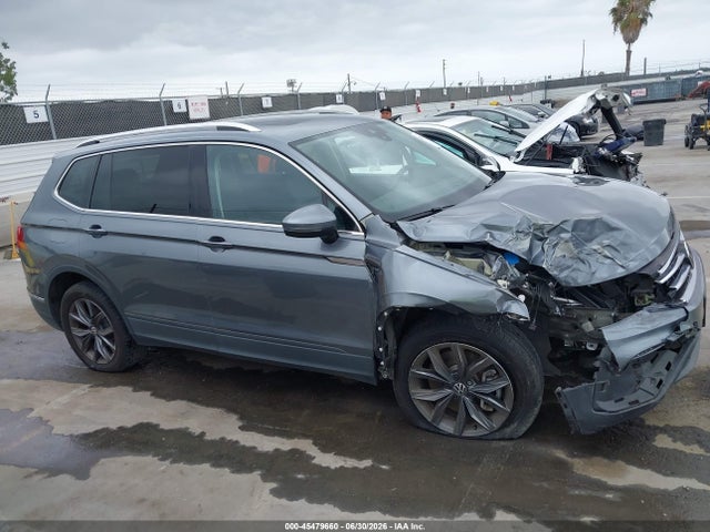 Продажа на аукционе авто 2022 Volkswagen Tiguan 2.0t Se, vin: 3VV2B7AX1NM162930, номер лота: 45479660