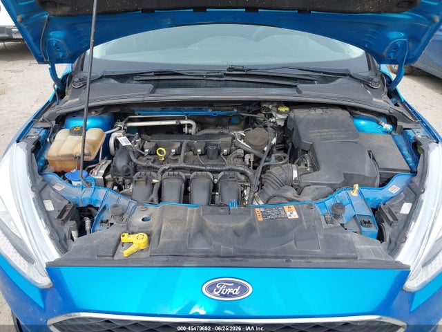 45479692 :رقم المزاد ، 1FADP3K26FL327027 vin ، 2015 Ford Focus Se مزاد بيع