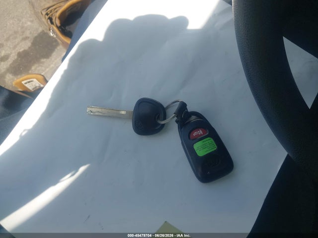 KMHTC6AD2GU286943 Hyundai Veloster