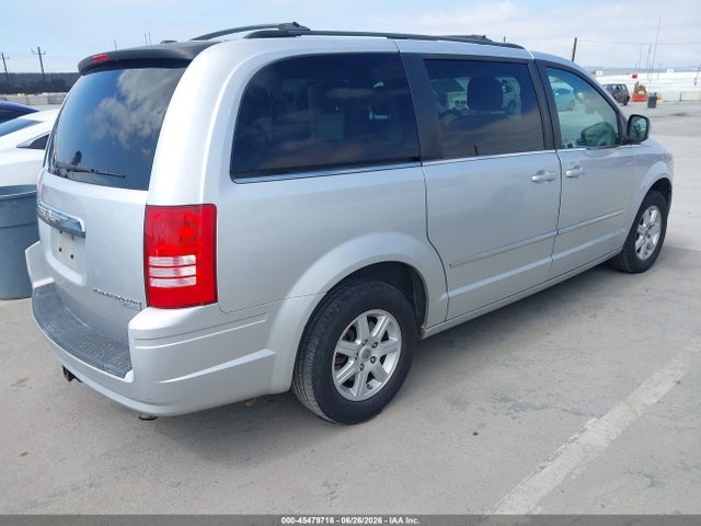 Продажа на аукционе авто 2010 Chrysler Town & Country Touring, vin: 2A4RR5D1XAR337967, номер лота: 45479718