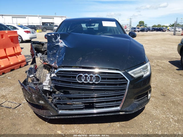 Продаж на аукціоні авто 2018 Audi A3 2.0t Premium/2.0t Tech Premium, vin: WAUAUHFF5J1054020, номер лоту: 45479783