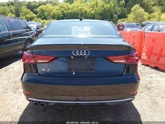 Продаж на аукціоні авто 2018 Audi A3 2.0t Premium/2.0t Tech Premium, vin: WAUAUHFF5J1054020, номер лоту: 45479783