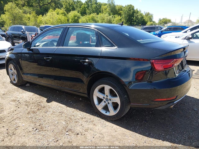 Продаж на аукціоні авто 2018 Audi A3 2.0t Premium/2.0t Tech Premium, vin: WAUAUHFF5J1054020, номер лоту: 45479783