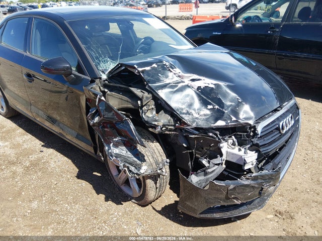 Продаж на аукціоні авто 2018 Audi A3 2.0t Premium/2.0t Tech Premium, vin: WAUAUHFF5J1054020, номер лоту: 45479783