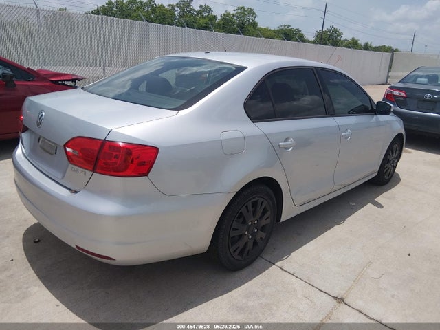 45479828 :رقم المزاد ، 3VWDX7AJ9CM323930 vin ، 2012 Volkswagen Jetta 2.5l Se مزاد بيع