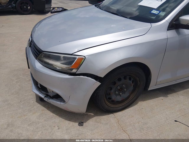 45479828 :رقم المزاد ، 3VWDX7AJ9CM323930 vin ، 2012 Volkswagen Jetta 2.5l Se مزاد بيع