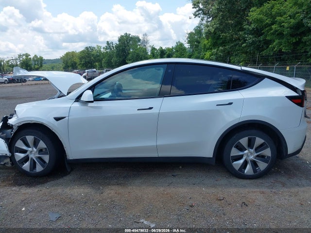 Auction sale of the 2023 Tesla Model Y Awd/long Range Dual Motor All-wheel Drive, vin: 7SAYGDEE8PF697202, lot number: 45479832