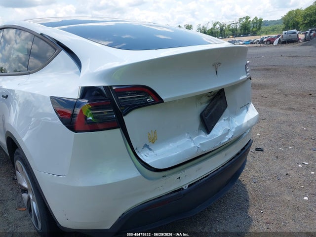 Auction sale of the 2023 Tesla Model Y Awd/long Range Dual Motor All-wheel Drive, vin: 7SAYGDEE8PF697202, lot number: 45479832