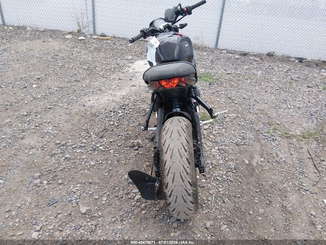 2026 Triumph Motorcycle Trident 660 მანქანა იყიდება აუქციონზე, vin: SMTL21U48TTCJ5093, აუქციონის ნომერი: 45479871