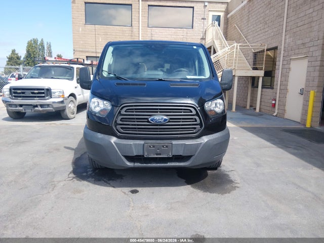 1FMZK1ZM6JKB52699 Ford Transit-150 Xl/xlt