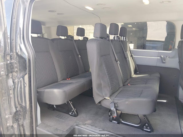 1FMZK1ZM6JKB52699 Ford Transit-150 Xl/xlt