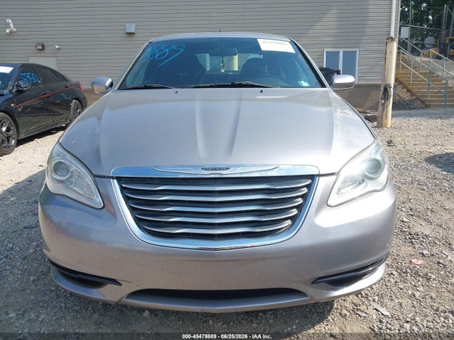 Продаж на аукціоні авто 2013 Chrysler 200 Touring, vin: 1C3CCBBG4DN718013, номер лоту: 45479889