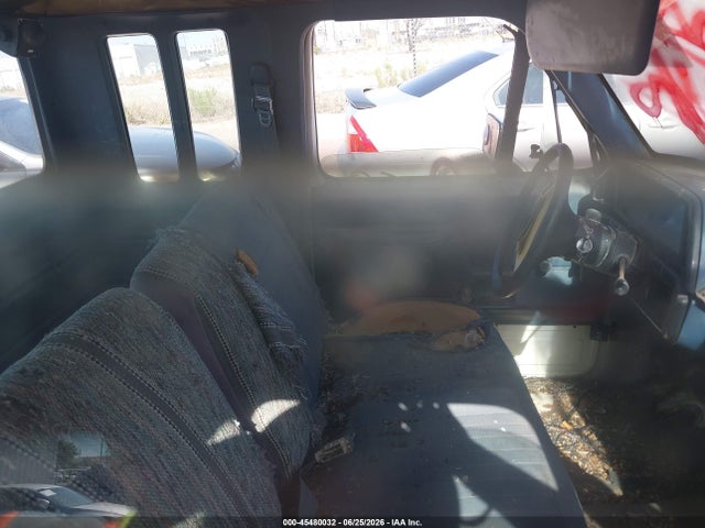 45480032 :رقم المزاد ، 1FTHX25L2HKB06379 vin ، 1987 Ford F250 مزاد بيع