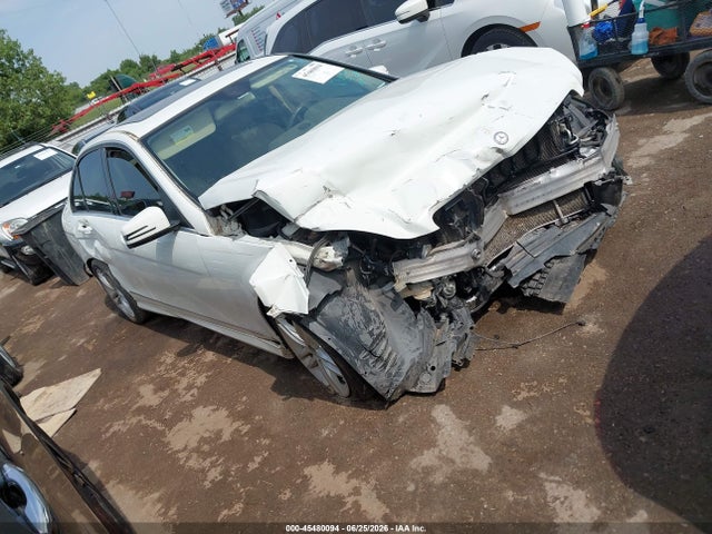 Aukcja sprzedaży 2012 Mercedes-benz C 300, vin: WDDGF8BB4CR202436, numer aukcji: 45480094