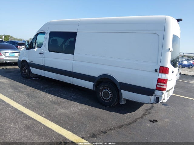 Продажа на аукционе авто 2014 Mercedes-benz Sprinter 2500 High  Roof, vin: WD4PE8DC4E5944404, номер лота: 45480103