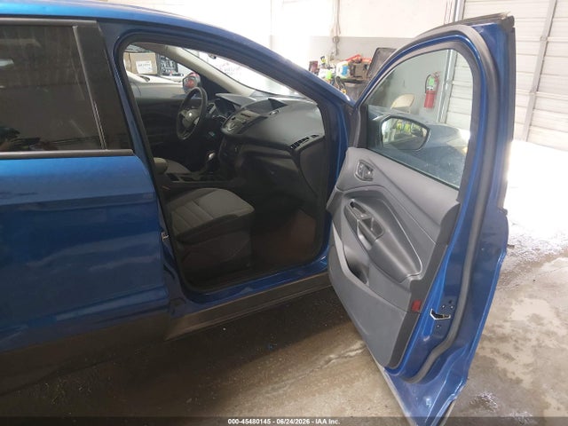 1FMCU0F71JUD31018 Ford ESCAPE S