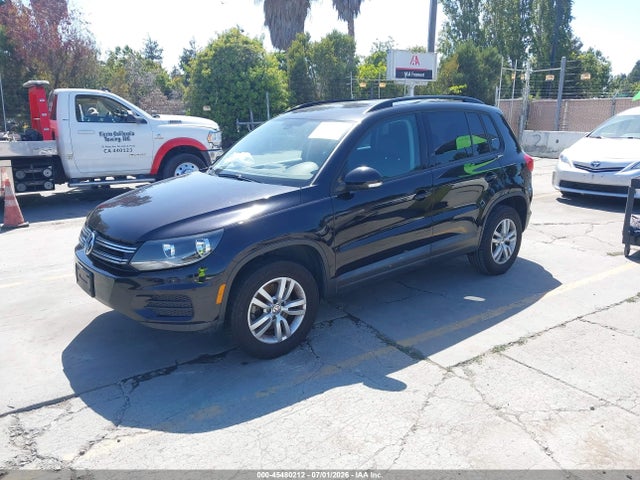 2016 Volkswagen Tiguan S მანქანა იყიდება აუქციონზე, vin: WVGAV7AX6GW610837, აუქციონის ნომერი: 45480212