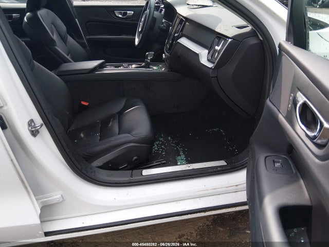 Продажа на аукционе авто 2020 Volvo S60 T6 Momentum, vin: 7JRA22TK8LG046910, номер лота: 45480282