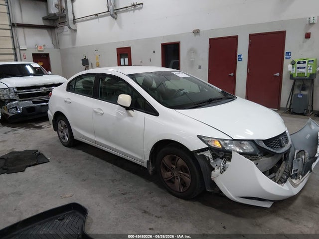 45480326 :رقم المزاد ، 19XFB2F56FE705355 vin ، 2015 Honda Civic Lx مزاد بيع