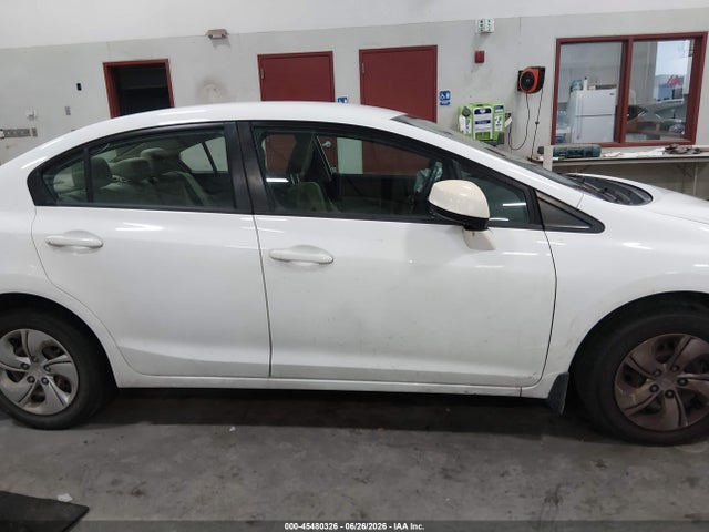 45480326 :رقم المزاد ، 19XFB2F56FE705355 vin ، 2015 Honda Civic Lx مزاد بيع