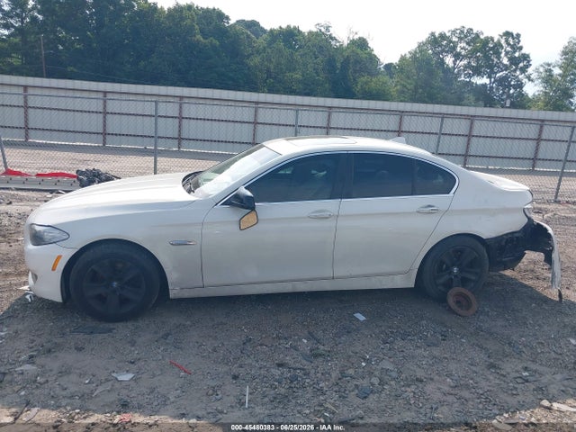 45480383 :رقم المزاد ، WBAFR1C58BDV76523 vin ، 2011 Bmw 528i مزاد بيع