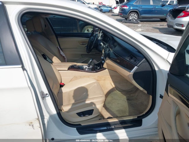 45480383 :رقم المزاد ، WBAFR1C58BDV76523 vin ، 2011 Bmw 528i مزاد بيع