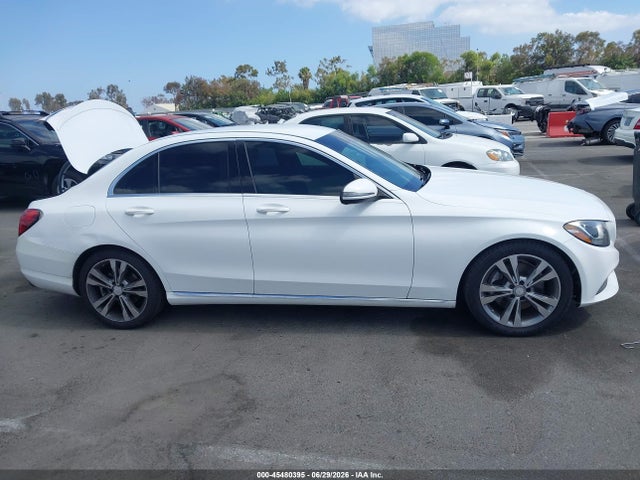 55SWF4JB7GU122607 Mercedes-Benz C 300