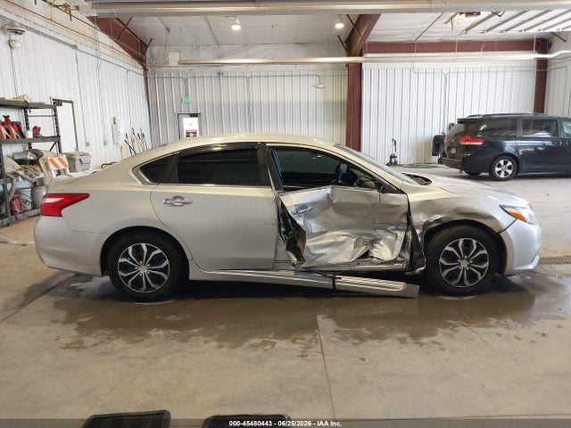 1N4AL3AP1GC217094 Nissan Altima 2.5/2.5 S/2.5 Sl/2.5 Sr/2.5 Sv