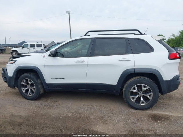 2015 Jeep Cherokee Trailhawk მანქანა იყიდება აუქციონზე, vin: 1C4PJMBS8FW604886, აუქციონის ნომერი: 45480527