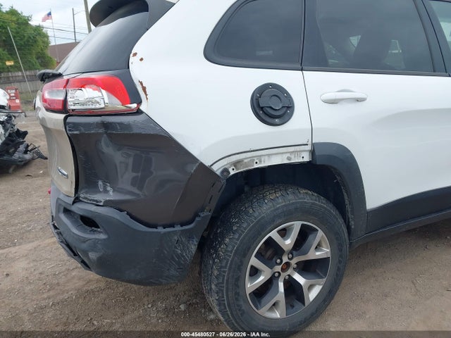 2015 Jeep Cherokee Trailhawk მანქანა იყიდება აუქციონზე, vin: 1C4PJMBS8FW604886, აუქციონის ნომერი: 45480527