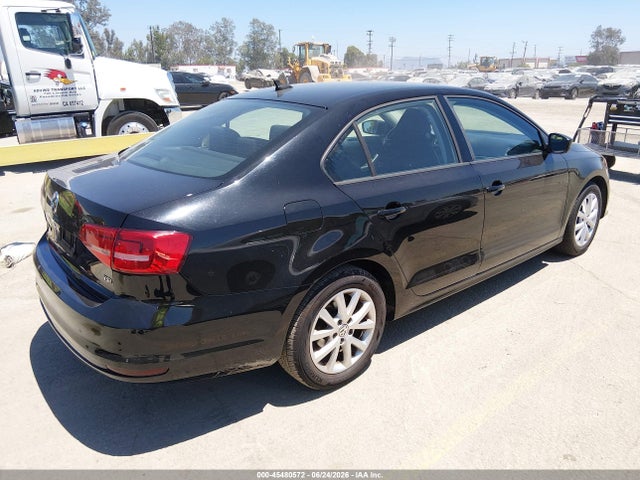 3VWD17AJXFM218545 Volkswagen Jetta 1.8t Se
